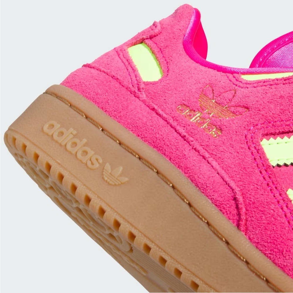 Adidas forum CL w
Brand new - Picture 9 of 10